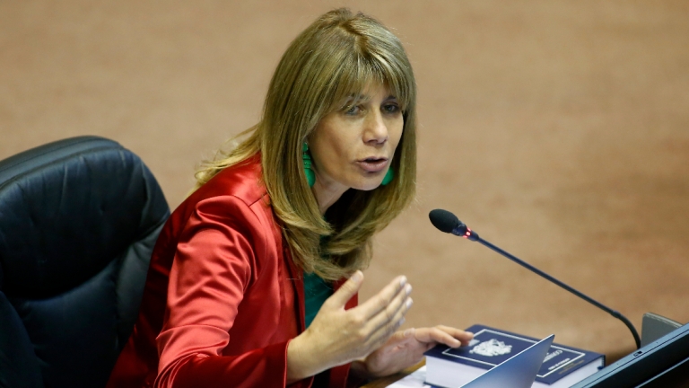 Senadora pide trasladar la COP25 de Chile a Costa Rica
