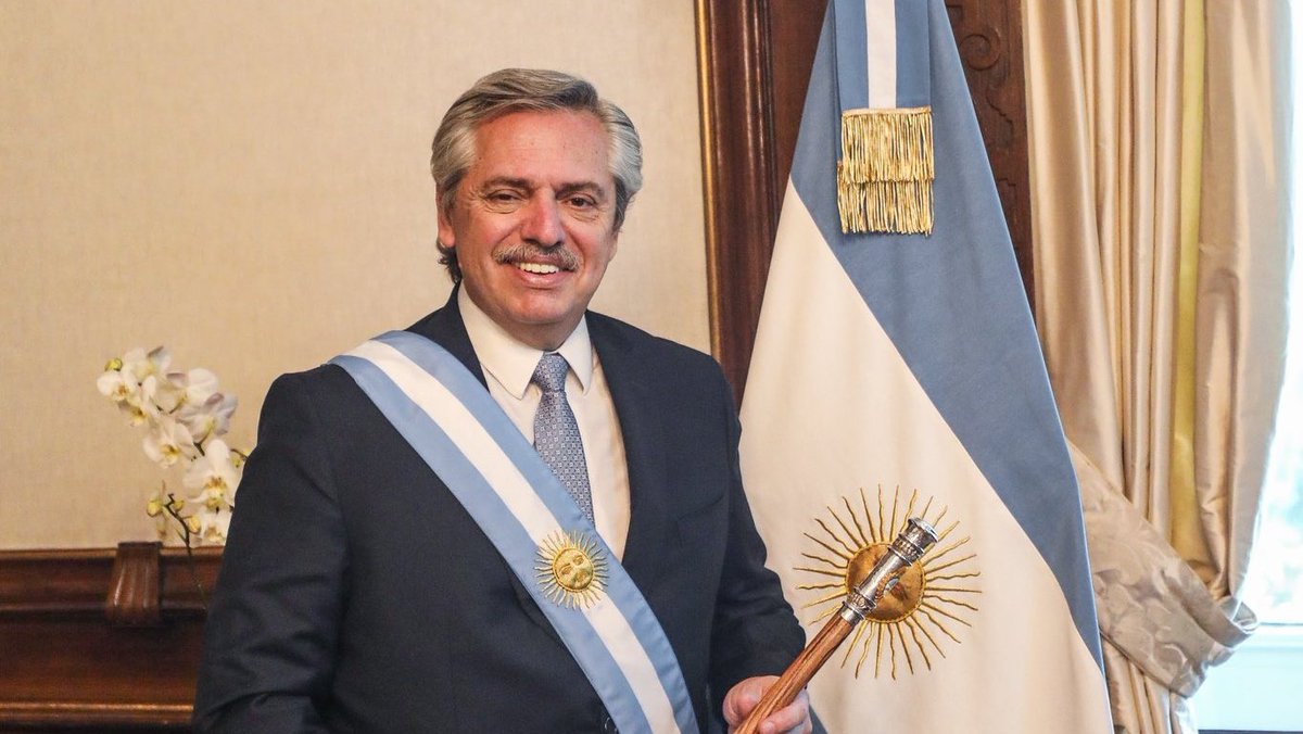 Pedro Sánchez felicita al presidente argentino, Alberto Fernández, y
