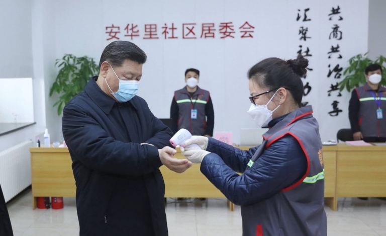 Xi pide garantizar la protección de los profesionales sanitarios que combaten al coronavirus en China