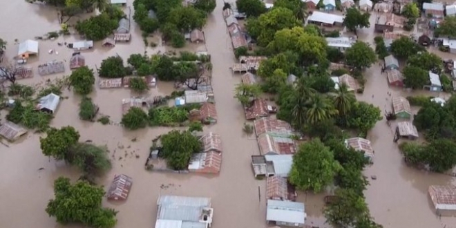 Dominicana mantiene dos provincias en alerta máxima por lluvias