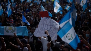 Otro sábado de protestas contra el gobierno en Guatemala