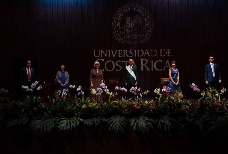 El Dr. Gustavo Gutiérrez Espeleta fue juramentado como rector de la UCR