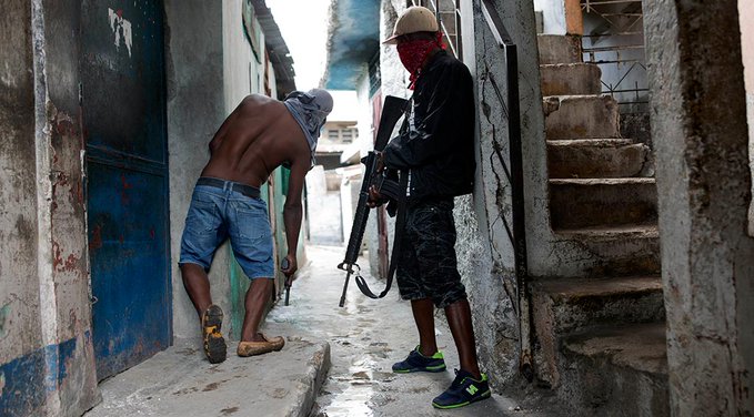 Dos años más de espera para código penal en Haití