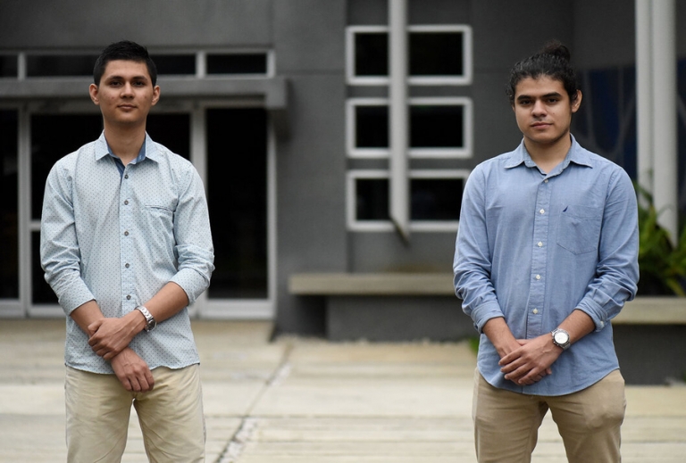 Dos estudiantes de biología crean emprendimiento sobre ciencia de datos y ciberseguridad