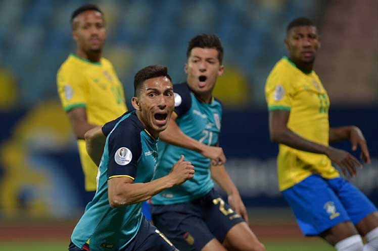 Ecuador avanzó al igualar 1-1 con Brasil en Copa América ...