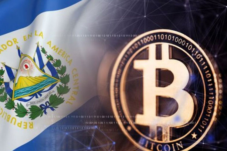 El Bitcoin cae y El Salvador lo siente