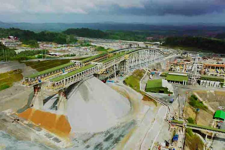 The Government called for allowing irregularities in Panama Minerals