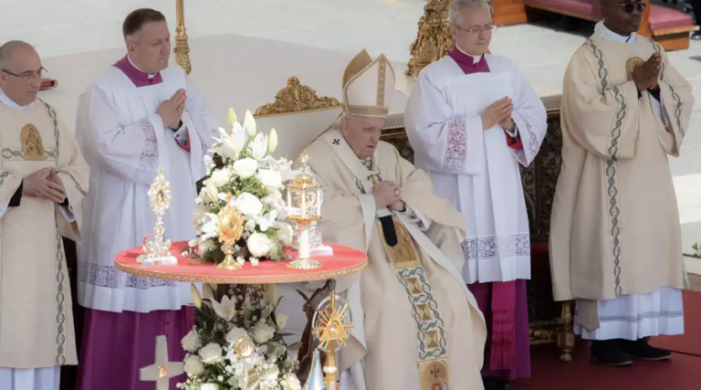 El Papa Francisco pide ser protagonistas de paz y no de guerra