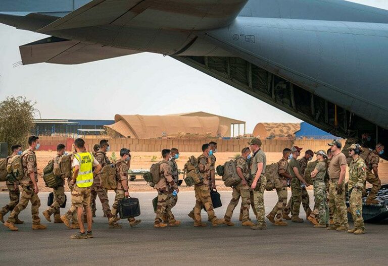 Burkina Faso da un mes a Francia para la salida de sus tropas