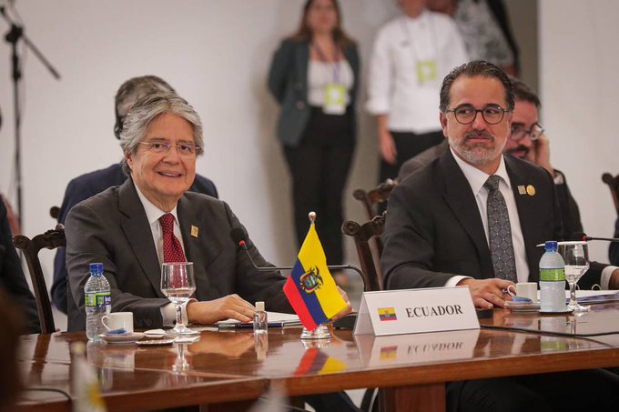 Lasso aboga en Brasil por una integración alternativa