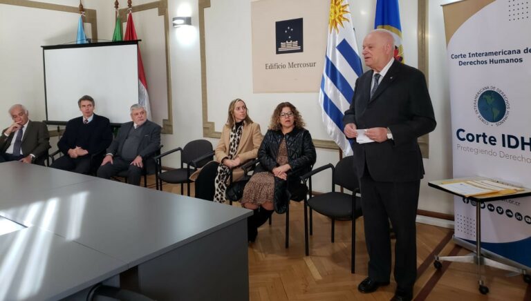 Uruguay reconoce su responsabilidad por crímenes en la dictadura