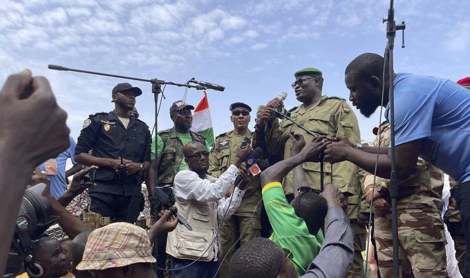 Níger informa a Alemania, EEUU e Italia que revisará los convenios militares