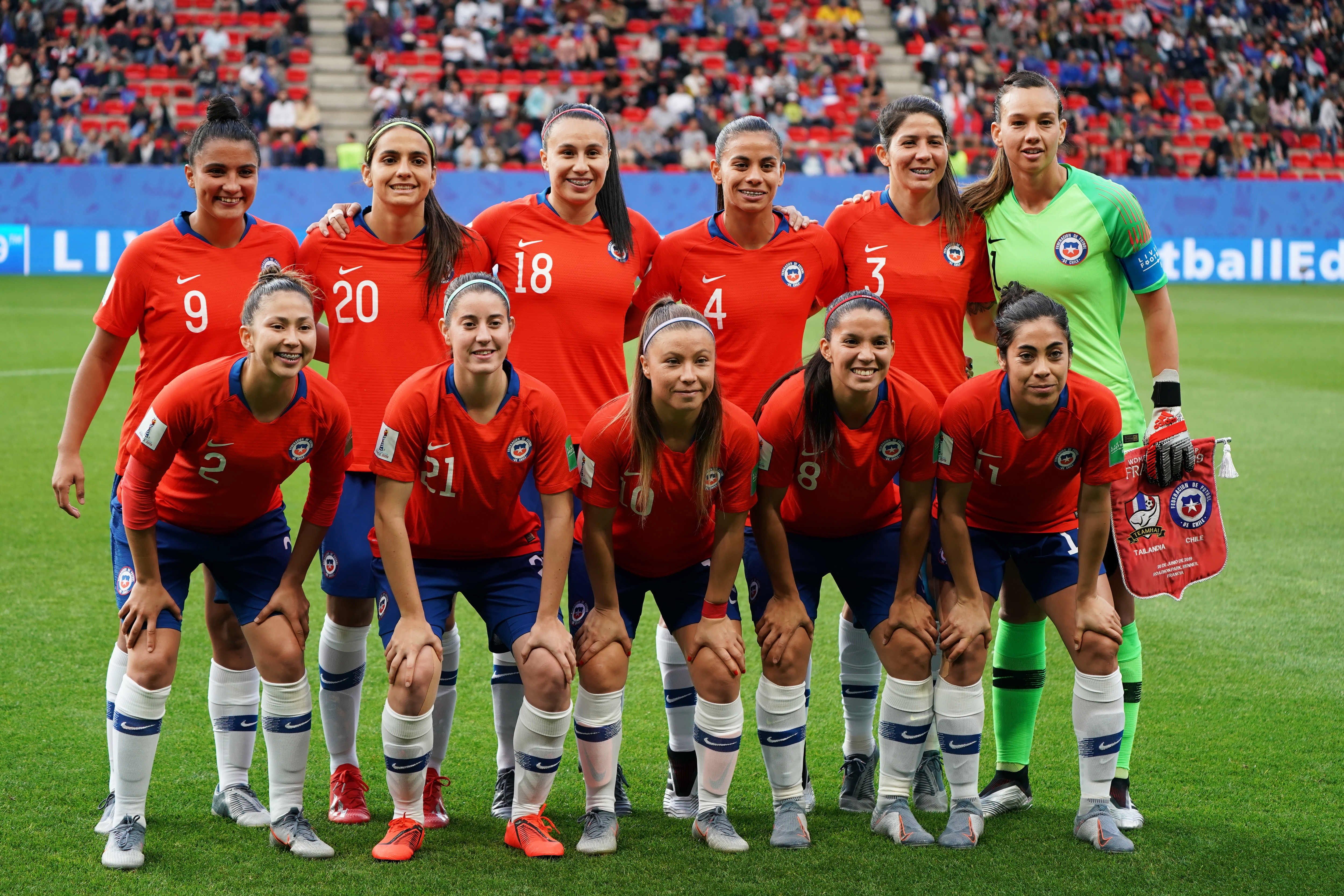 Selección Femenina de Chile se despide del Mundial por todo lo alto