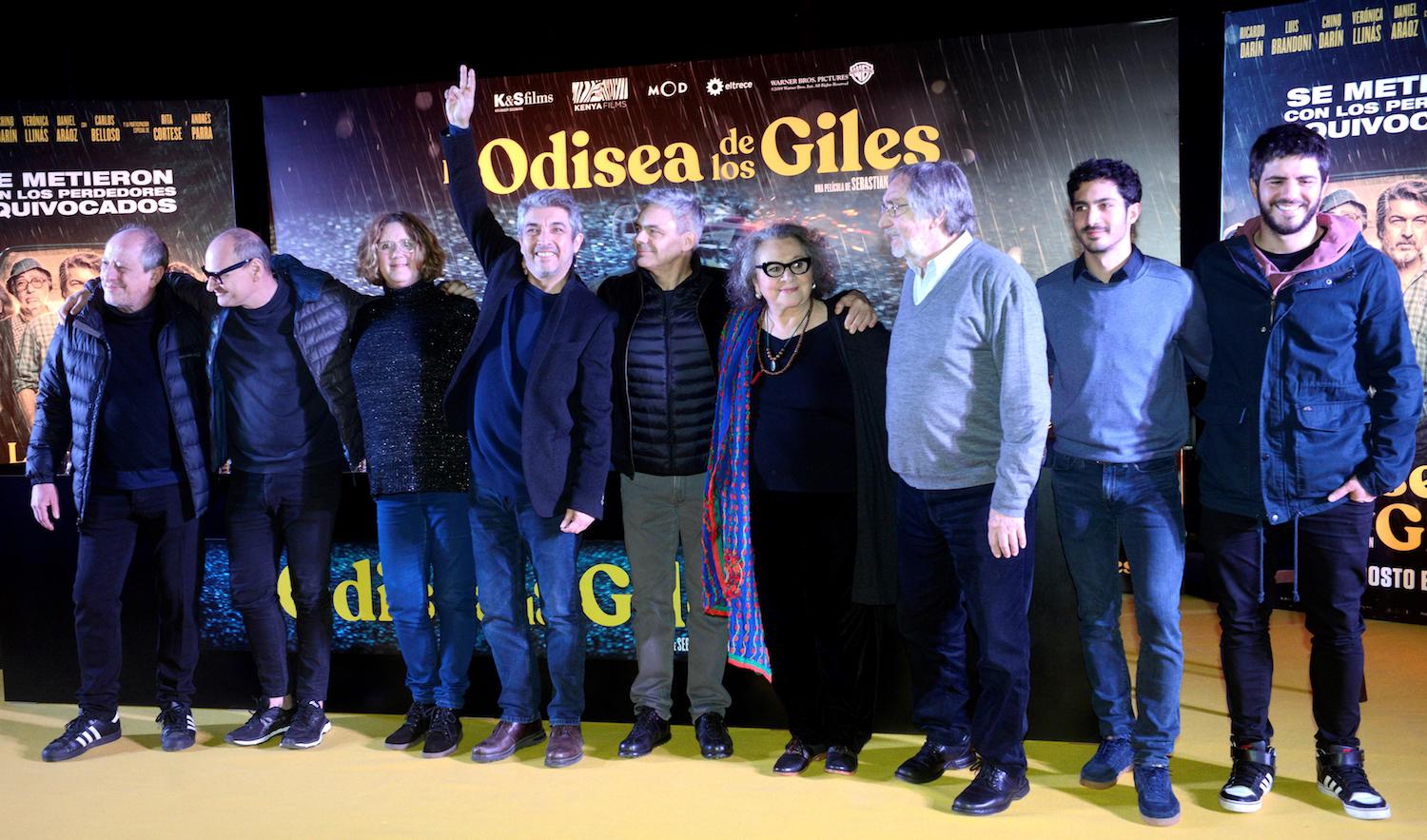 Con "La odisea de los Giles", Darín viaja a la crisis ...