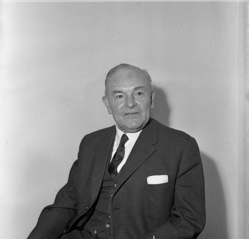Image of Hans Ehard