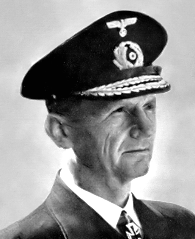 El Gran Almirante Karl Dönitz siempre defendió la utilización del submarino como la arma más práctica en la guerra naval