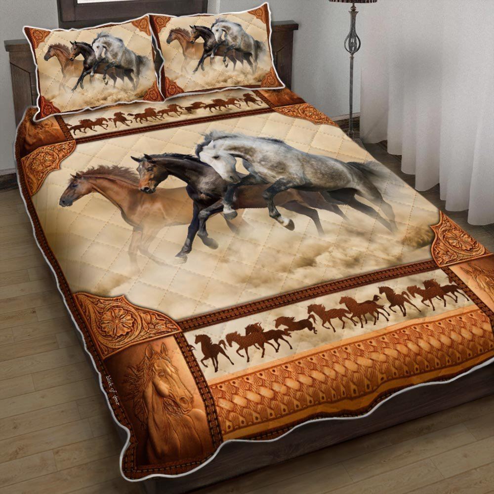 Beautiful Horses Quilt Bedding Set