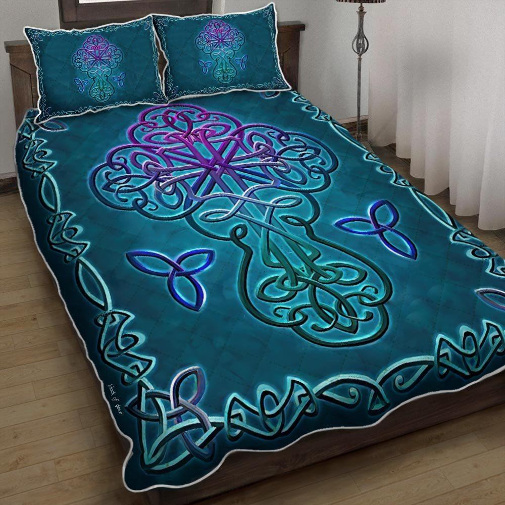 Celtic Cross Quilt Bedding Set