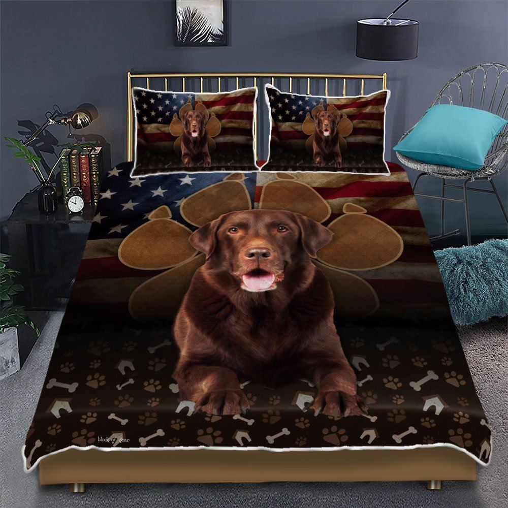 Chocolate Labrador Dog Paw Quilt Bedding Set