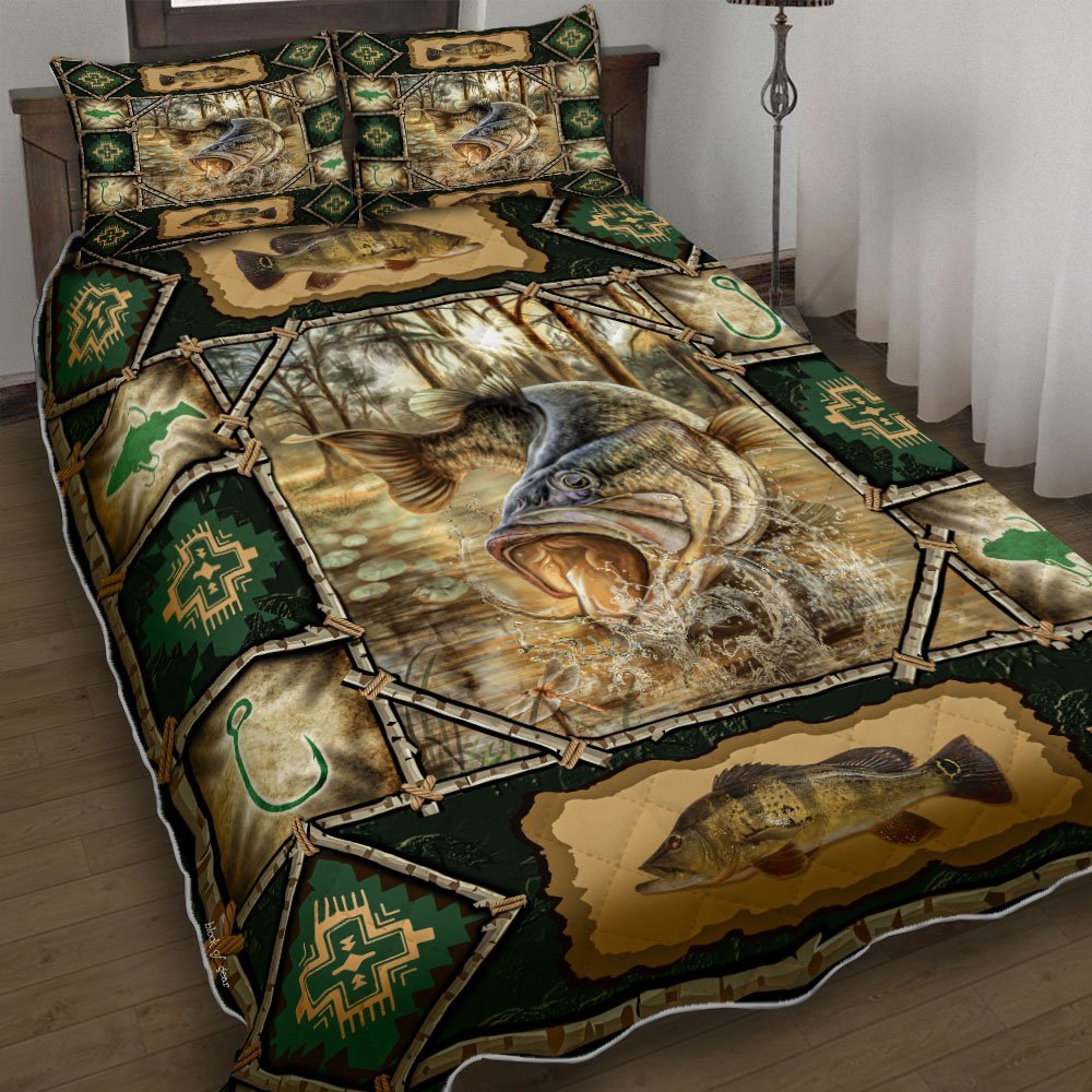 Largemouth Bass Quilt Bedding Set