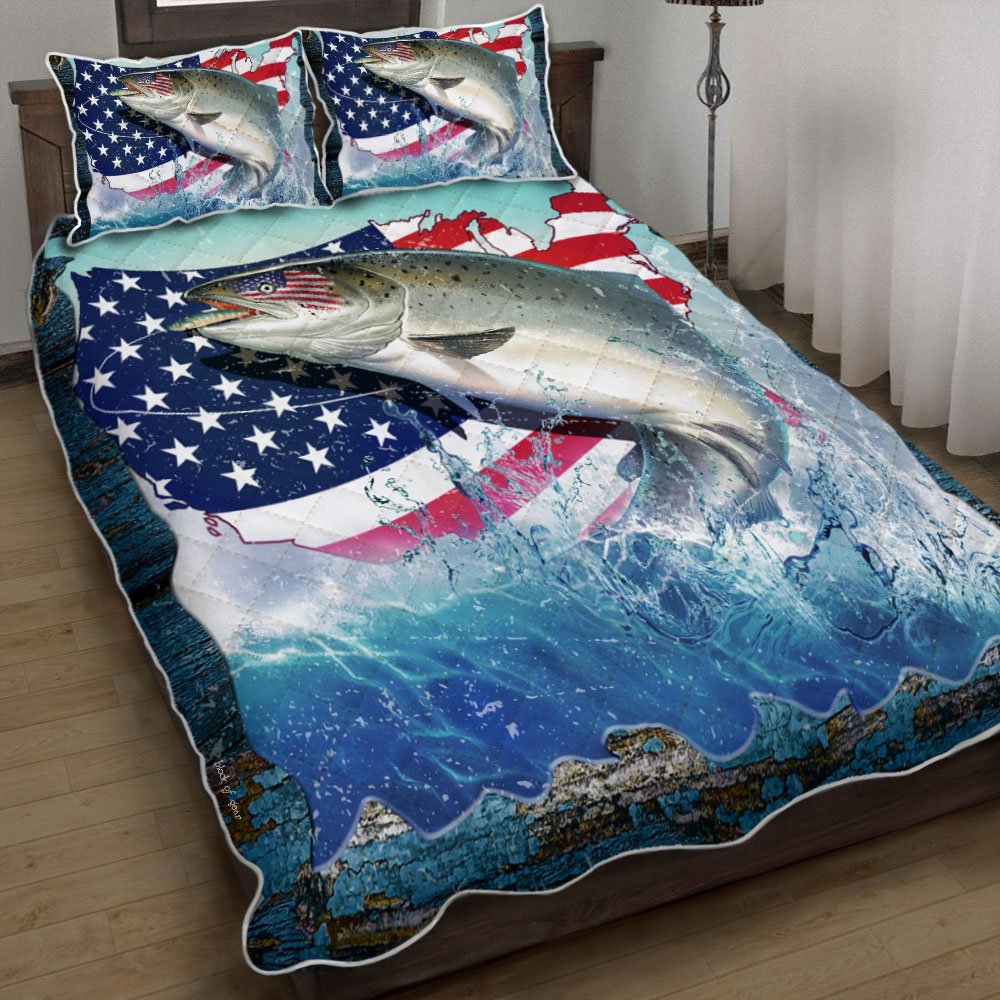 Salmon Catching Quilt Bedding Set