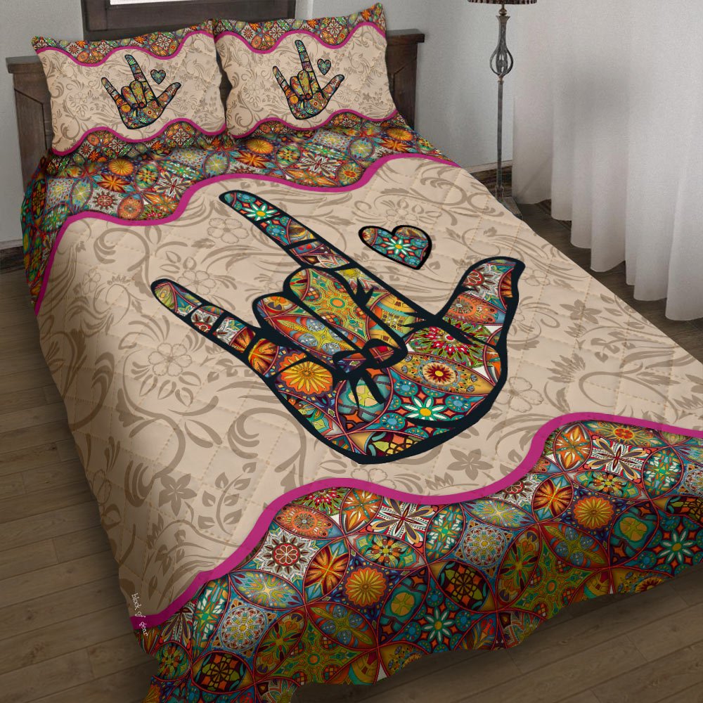 Sign Language Quilt Bedding Set