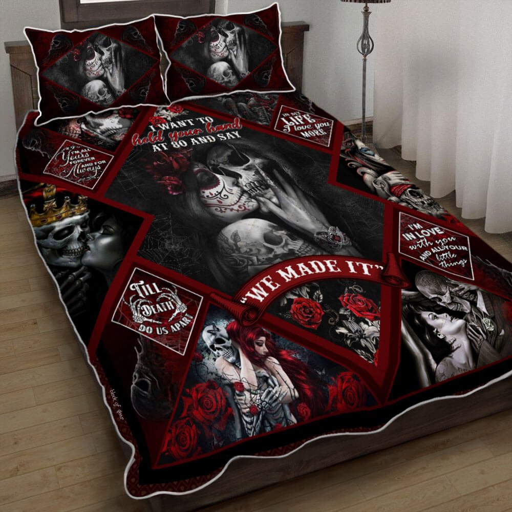 Skull Couple I Want To Hold Your Hand At 80 Quilt Bedding Set