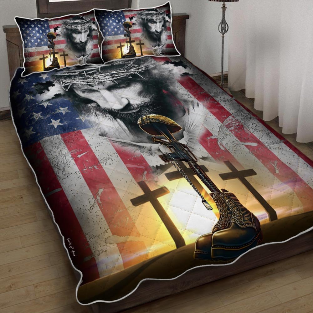 The Soldiers Cross Quilt Bedding Set