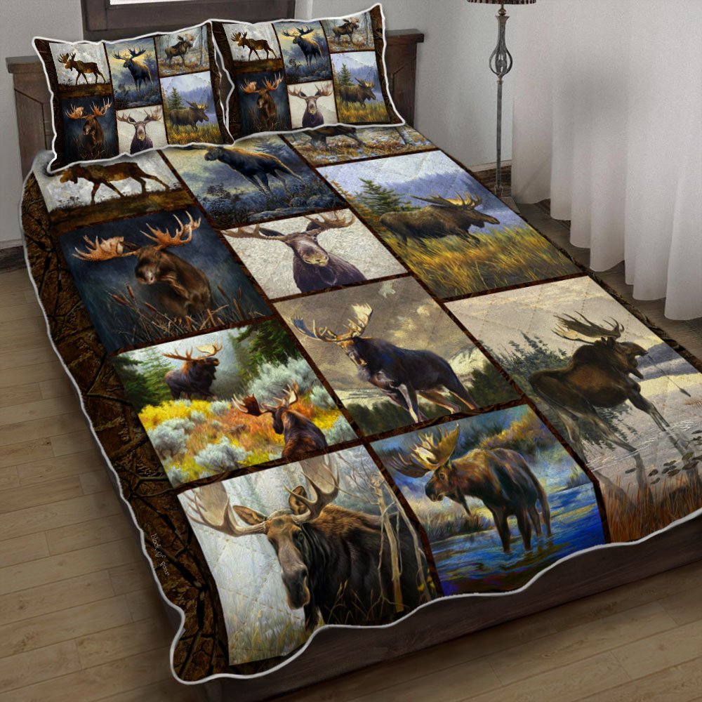 Vintage Moose Quilt Bedding Set