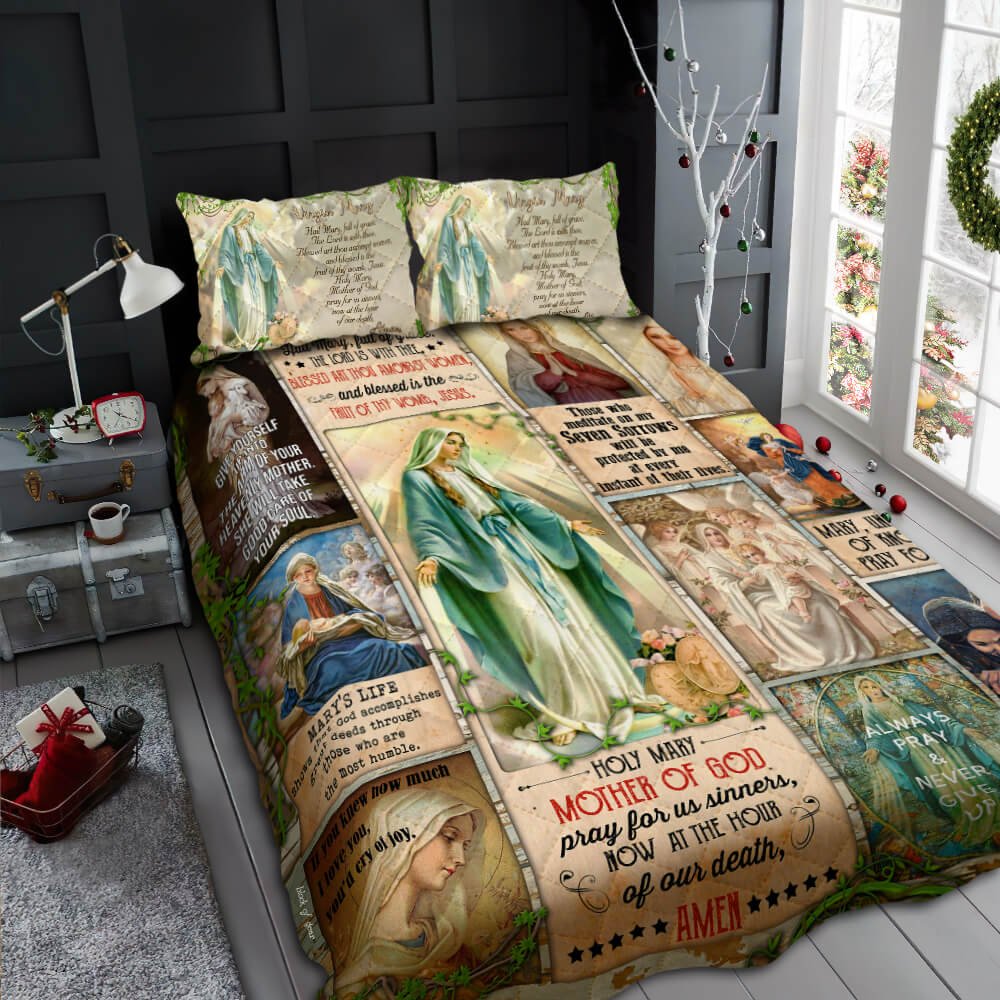 Virgin Mary Quilt Bedding Set