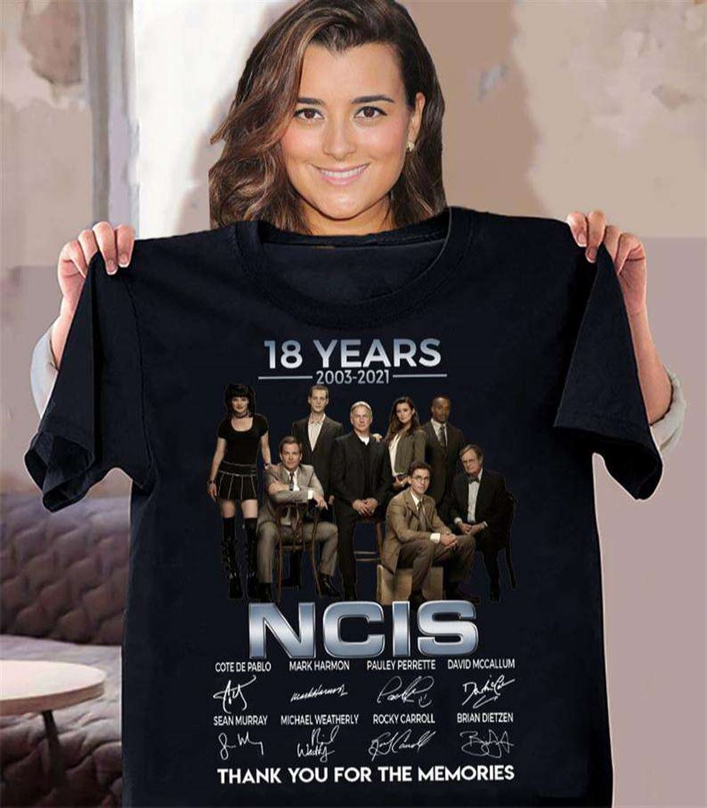 18 Years 2003-2021 Ncis Signatures Classic Unisex T Shirt