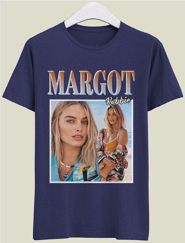 Margot Robbie Black Classic Unisex T-shirt