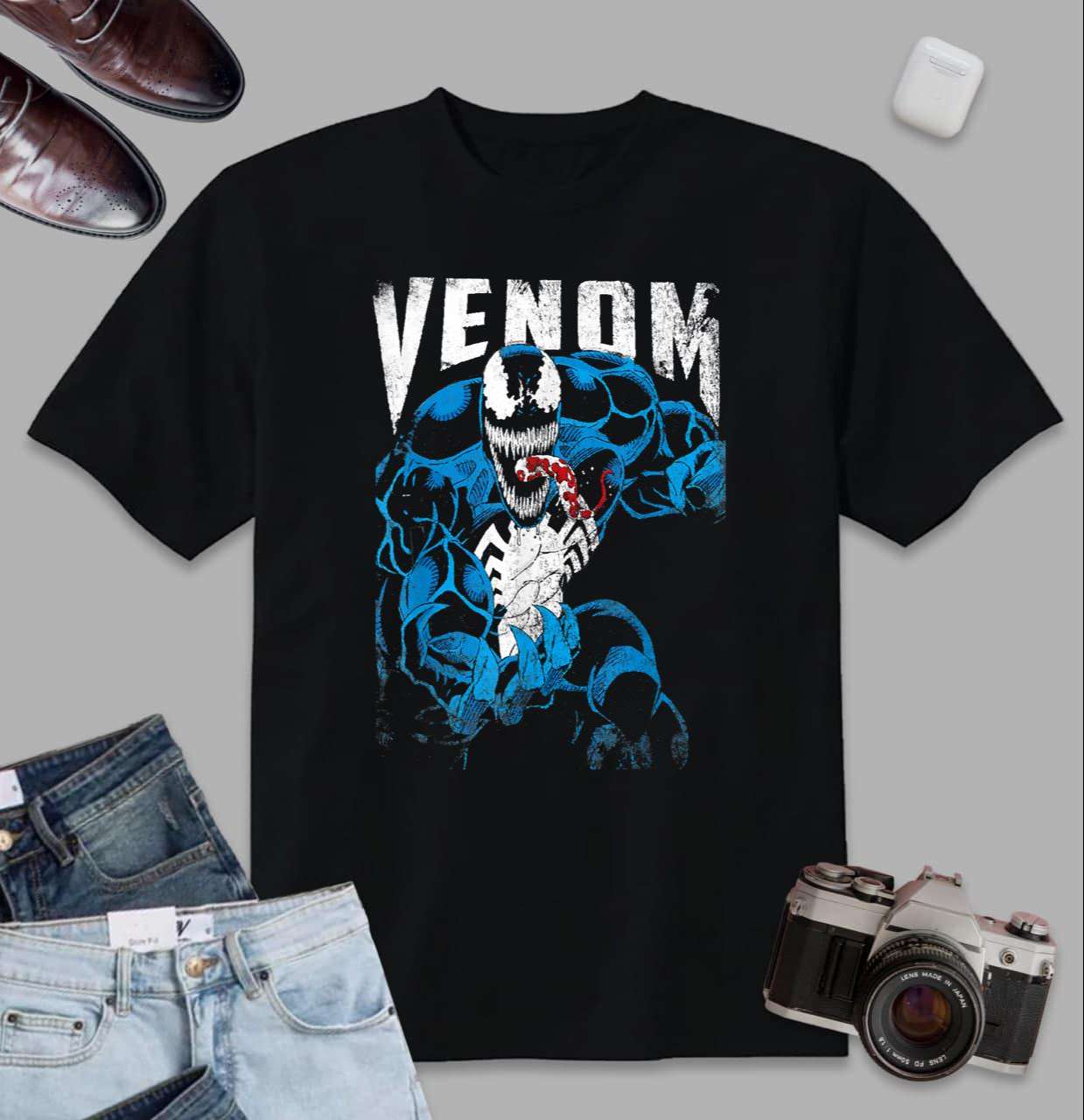 Marvel Venom Bloody Tongue Out Distressed T-shirt