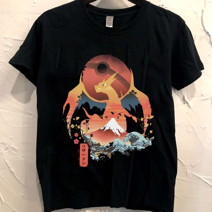 Pokemon Charizard Fire Monster Classic Black T-shirt