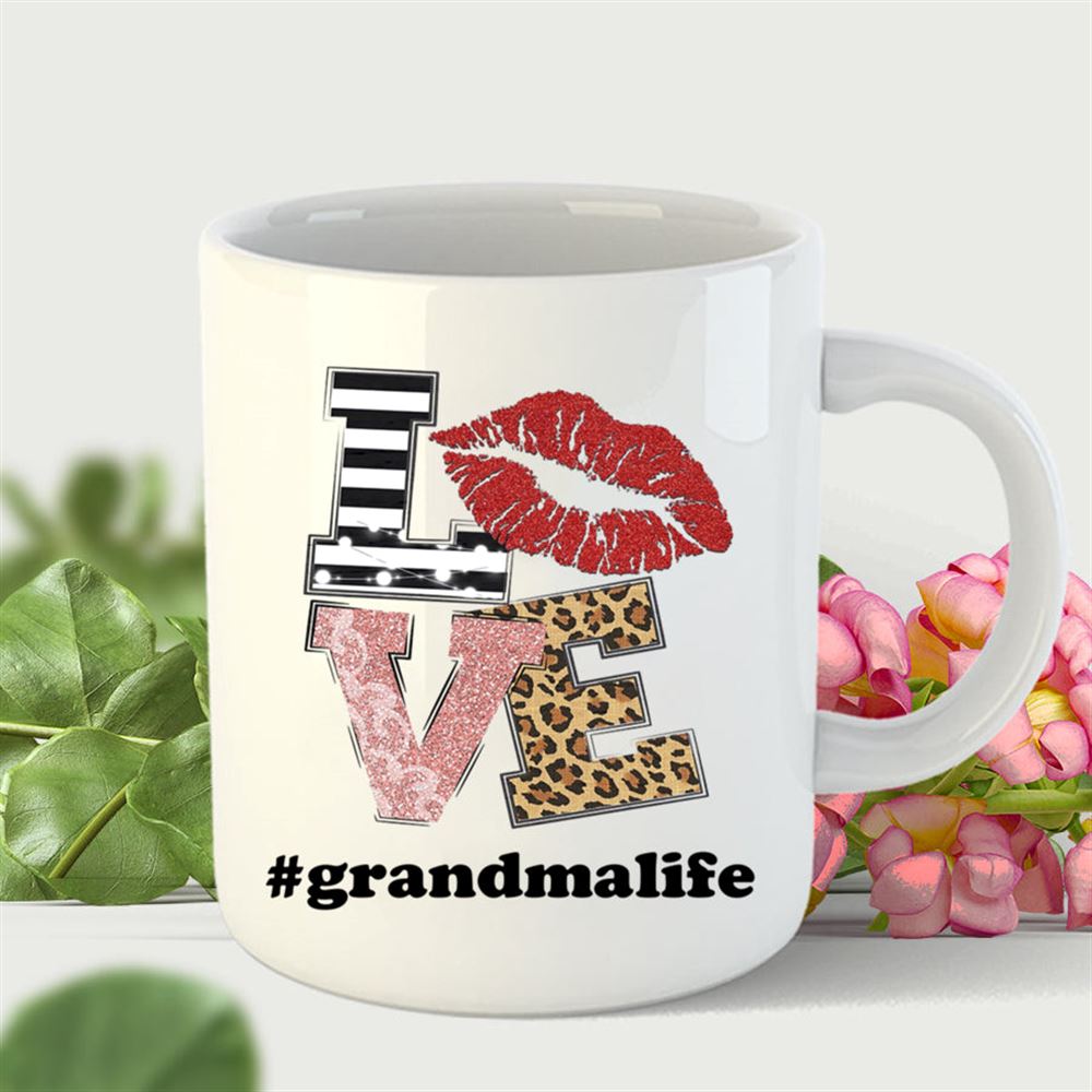 Love Grandma Life Red Lips