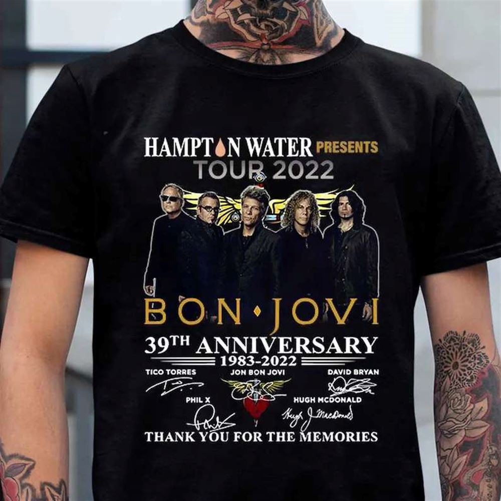 Bon Jovi Hampton Water Presents Tour 2022 T-shirt Signatures