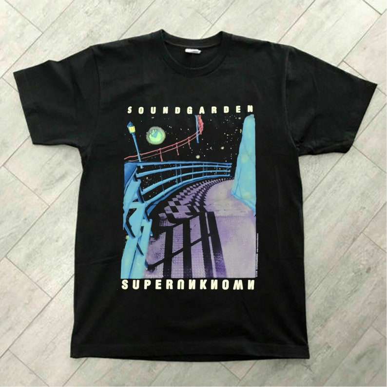 Soundgarden Superunknown T-shirt 1994 Band Music Merch