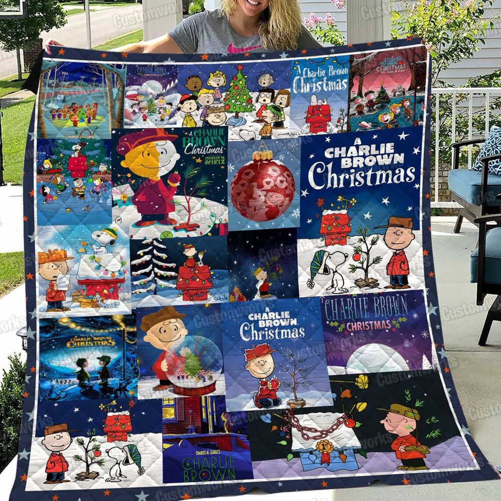 Snoopy And Friends Christmas Quilt Blanket Gift