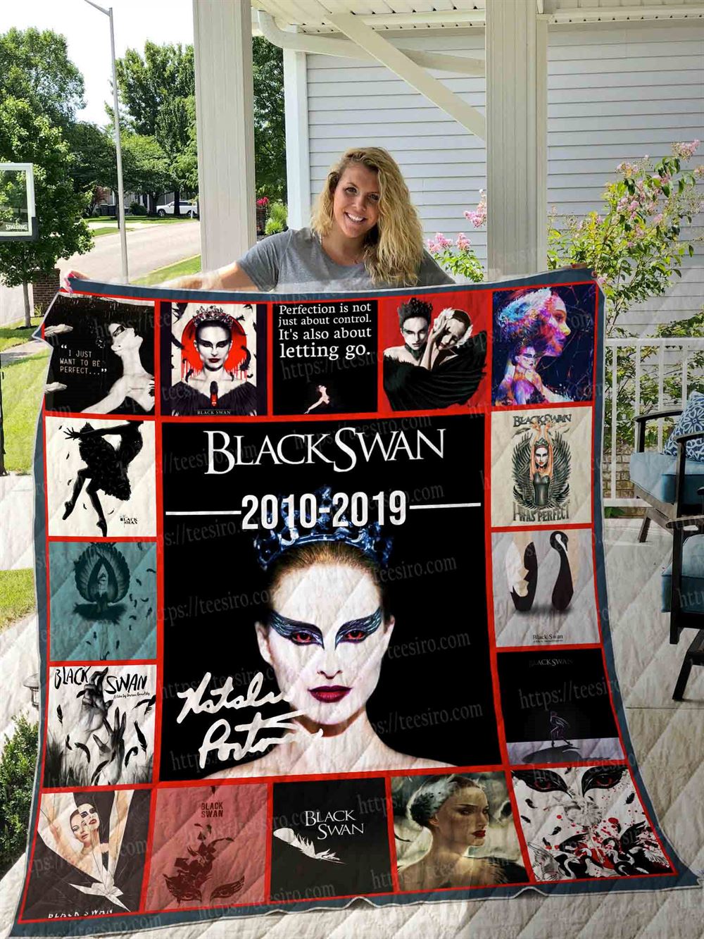 Black Swan Quilt Blanket 01