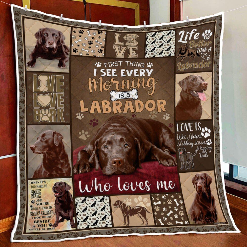 Chocolate Labrador Retriever Quilt Blanket