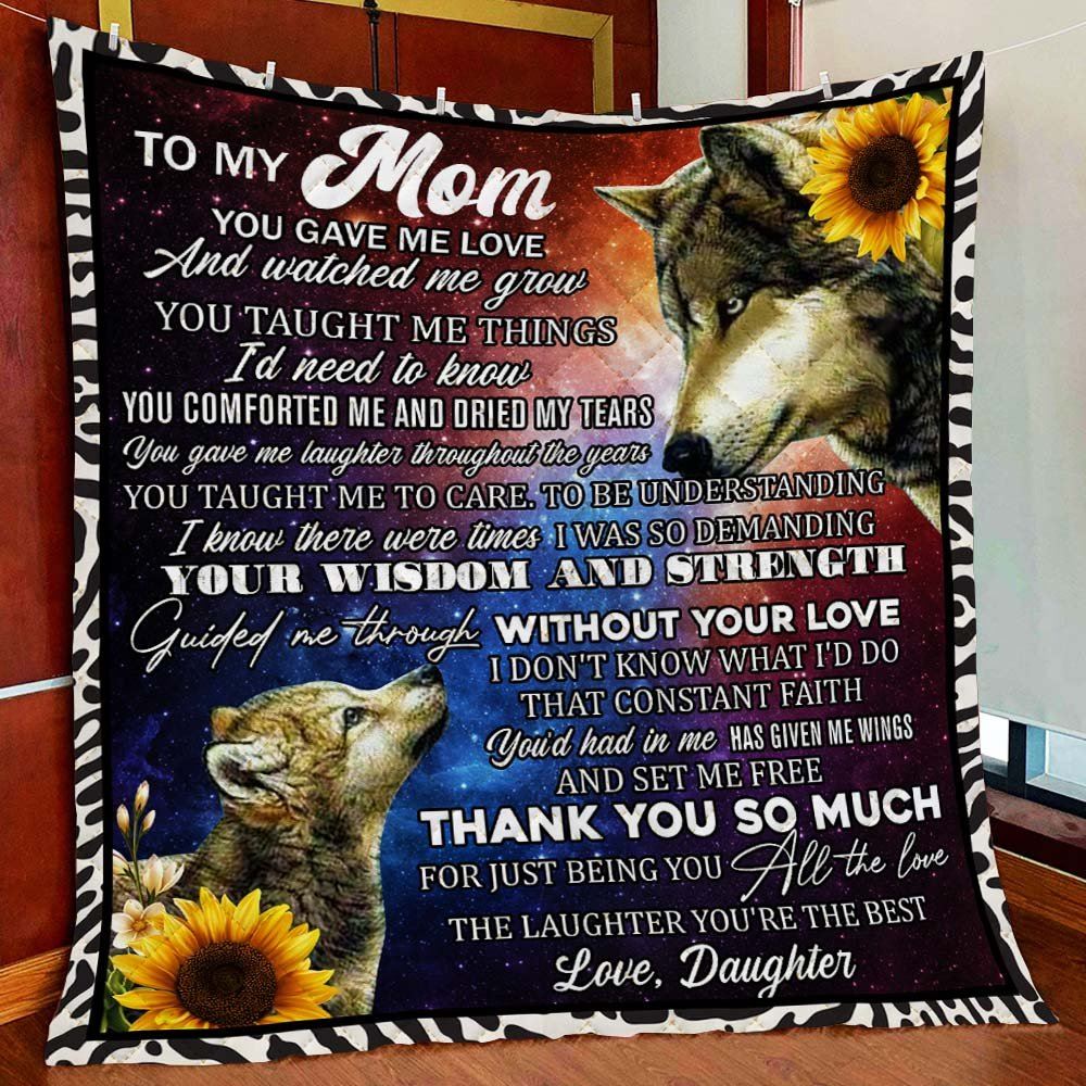 Daughter To My Mom Wolf Quilt Blanket