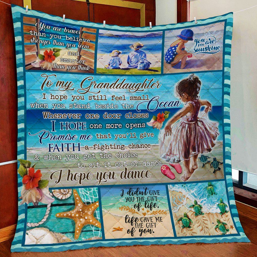 Grandma To Granddaughter Beach Life Quilt Blanket