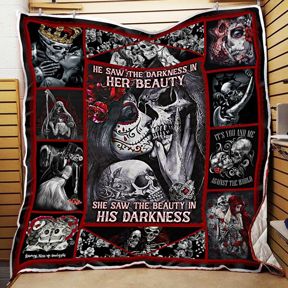 He Saw The Darkness In Her Beauty Skull Husband And Wife Quilt Blanket