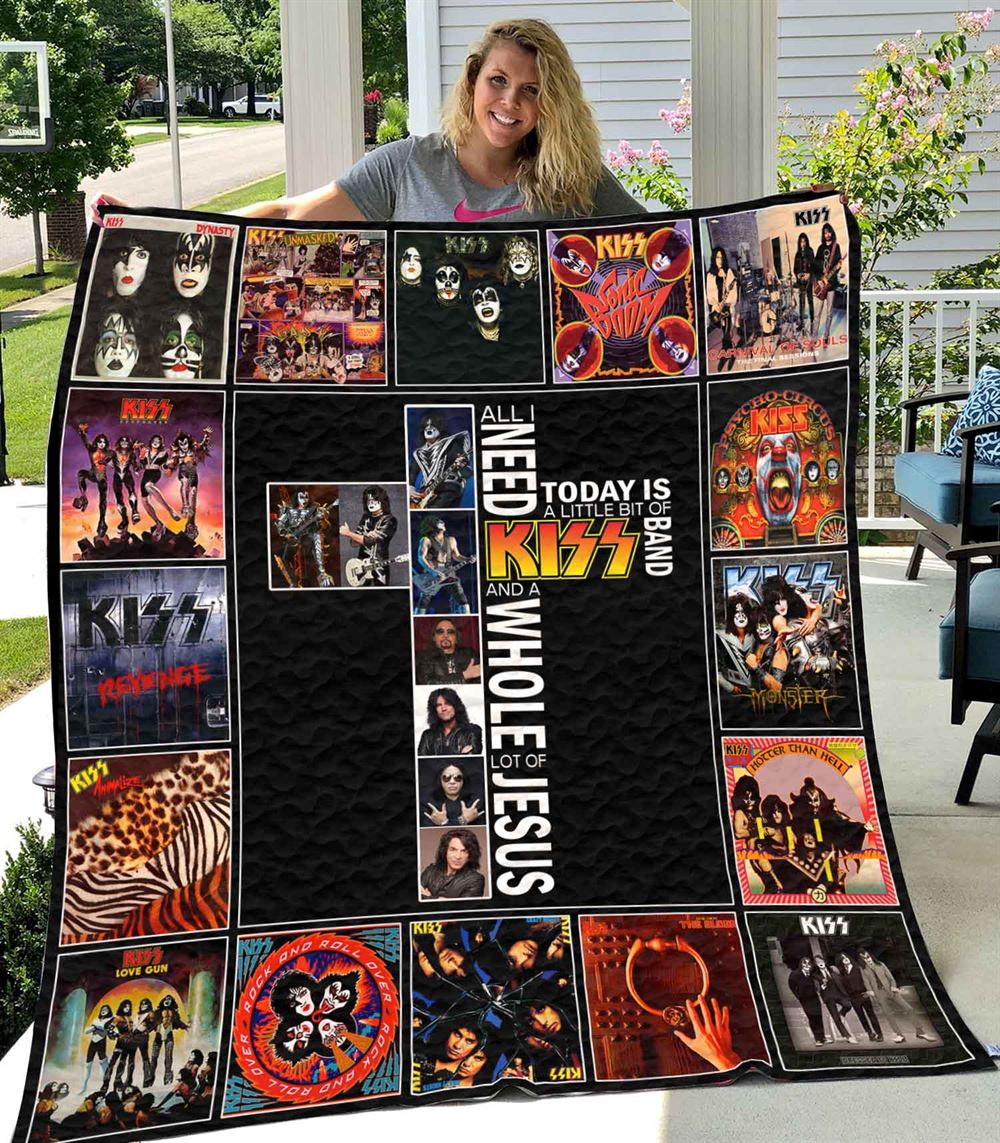 Kiss Band Quilt 1809