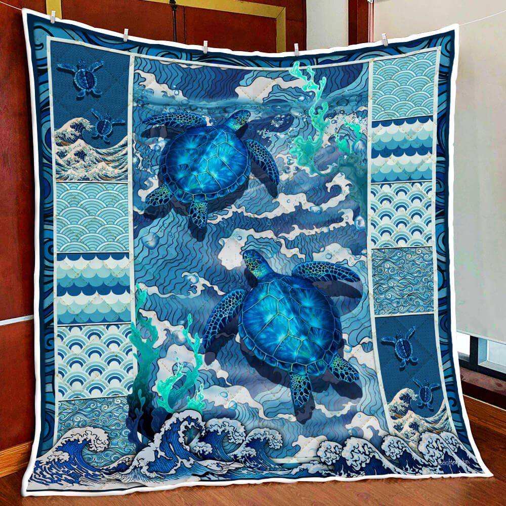 Ocean Turtle Quilt Blanket