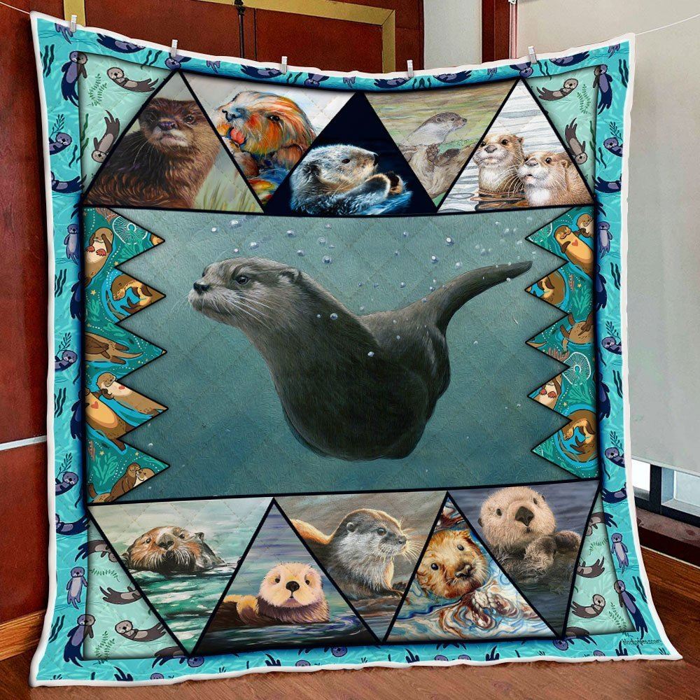 Swimming Otter Quilt Blanket