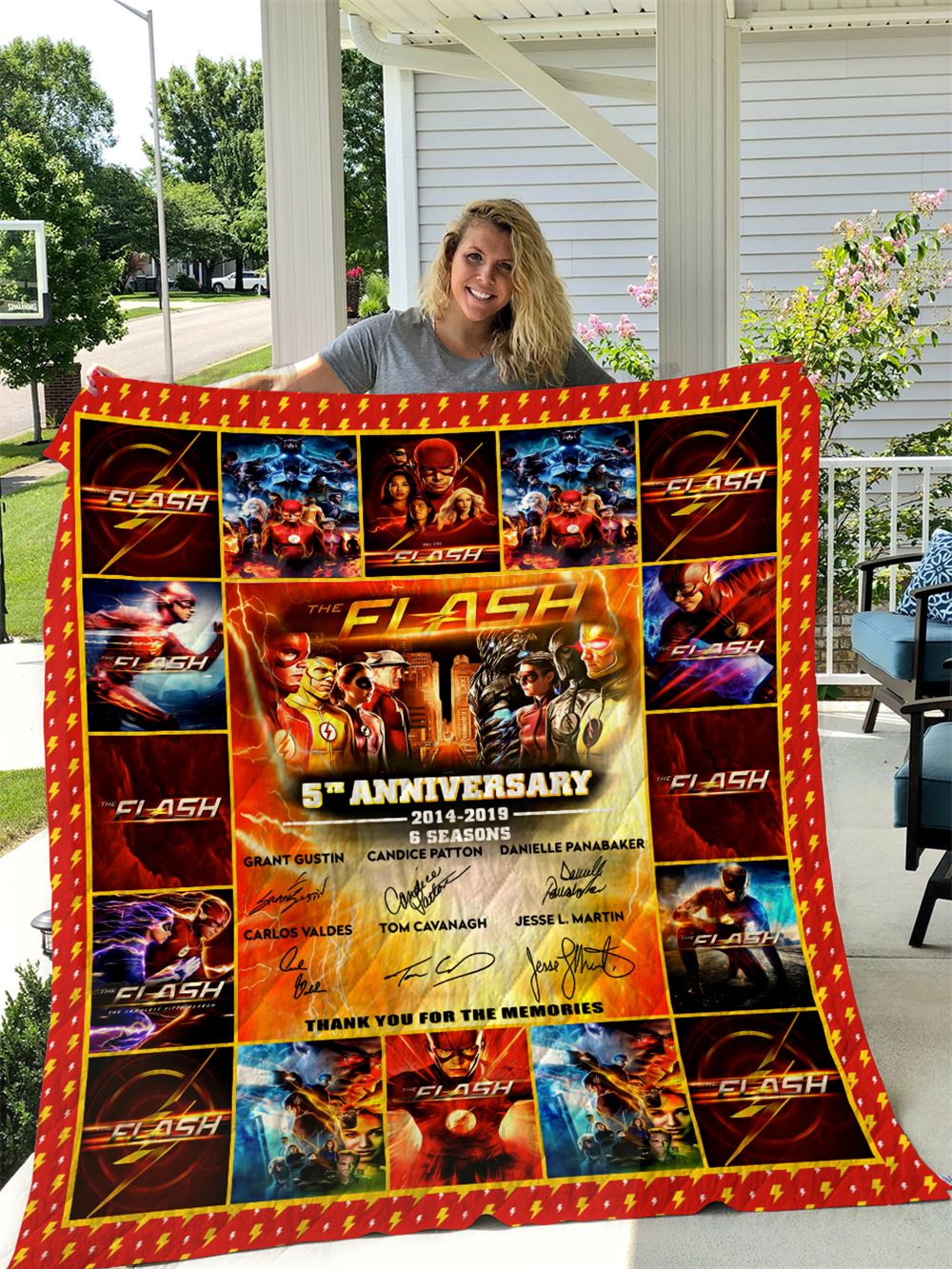 The Flash Quilt Blanket I1d1