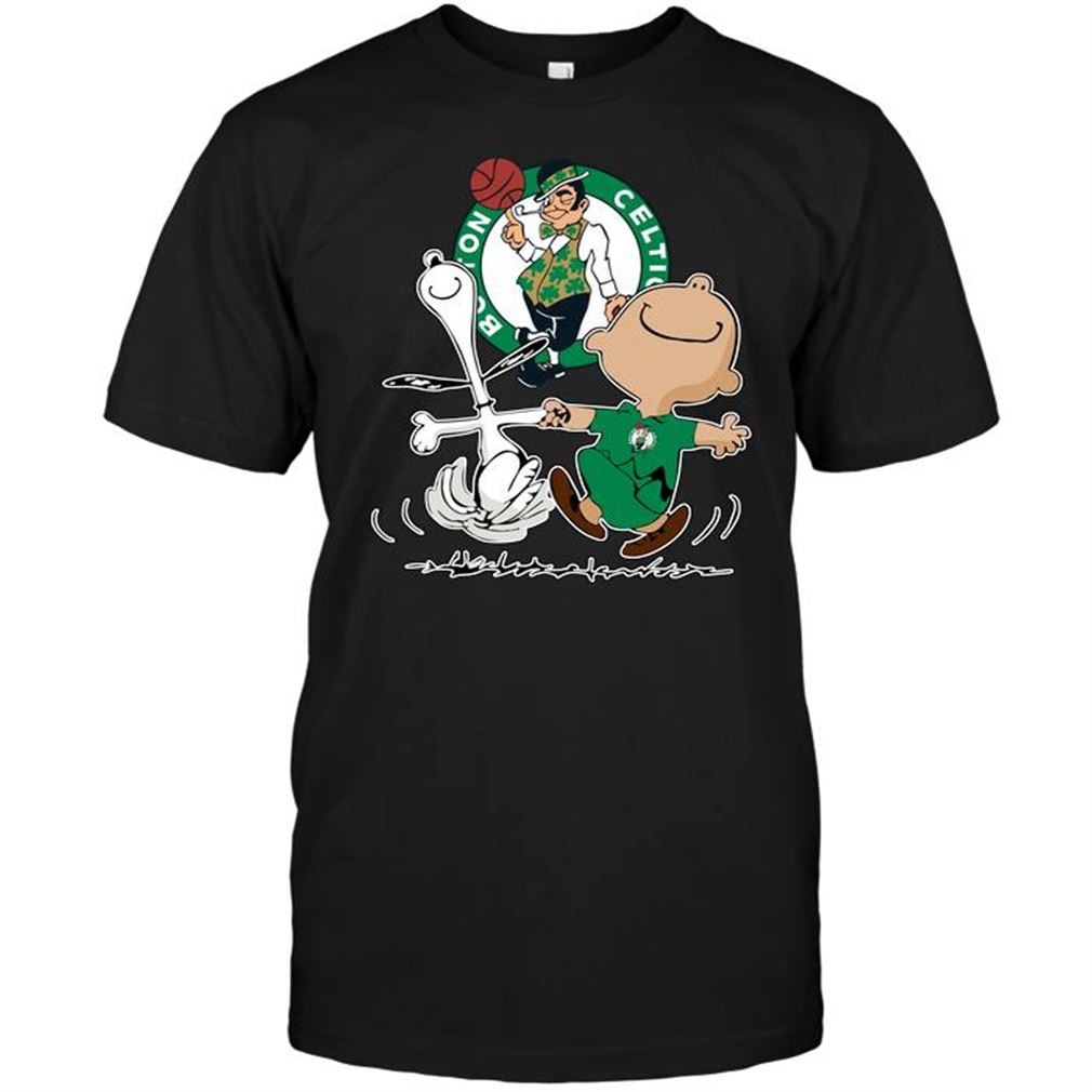 Nba Boston Celtics Charlie Brown Snoopy Boston Celtics T-shirt Hoodie V-neck Size Up To 5xl