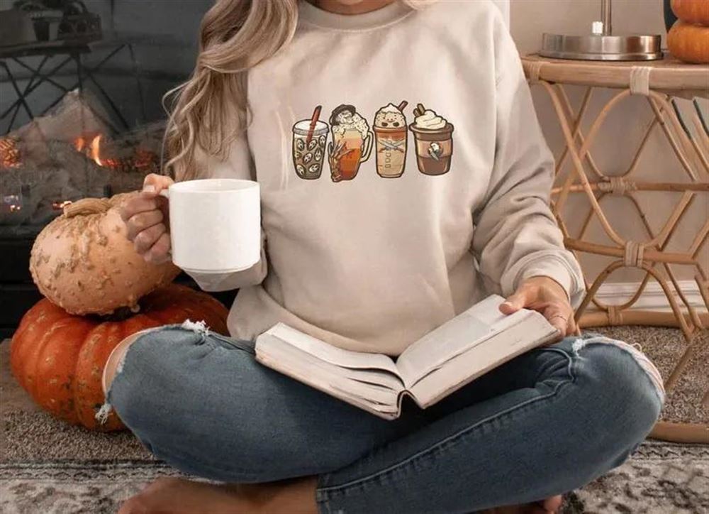 Coffee And Scary Movie Jumper Halloween T-shirt