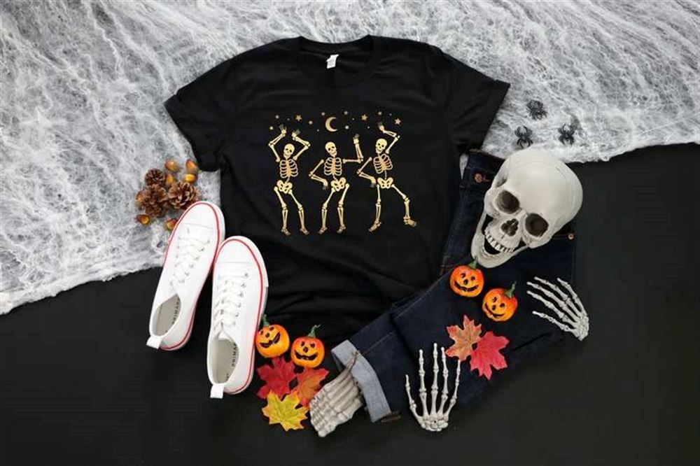 Dancing Skeletons Funny Halloween T-shirt